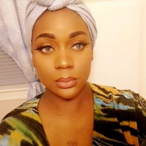 Meet your Posher, Alabanza